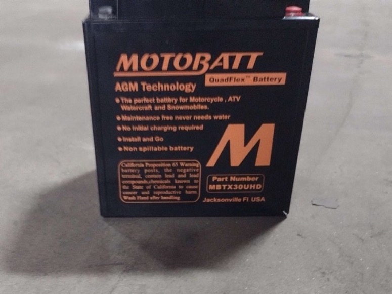 Motobatt AGM Battery Black